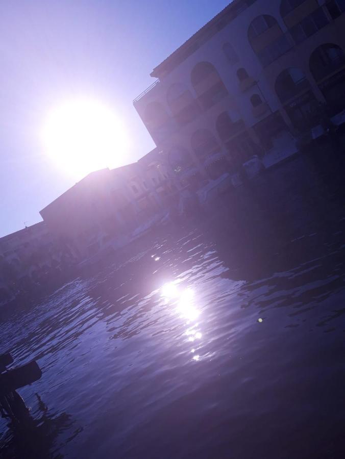 Magnifique Appart Marina Proche Plage Avec Parking Sète Exterior foto